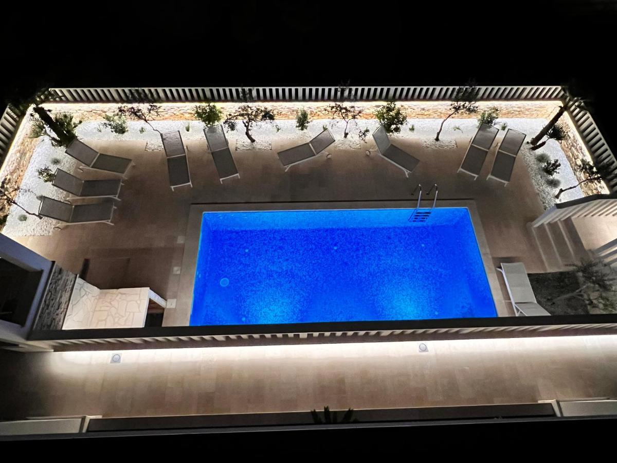 Luxury Beachfront Villa Carlisa Čiovo 외부 사진