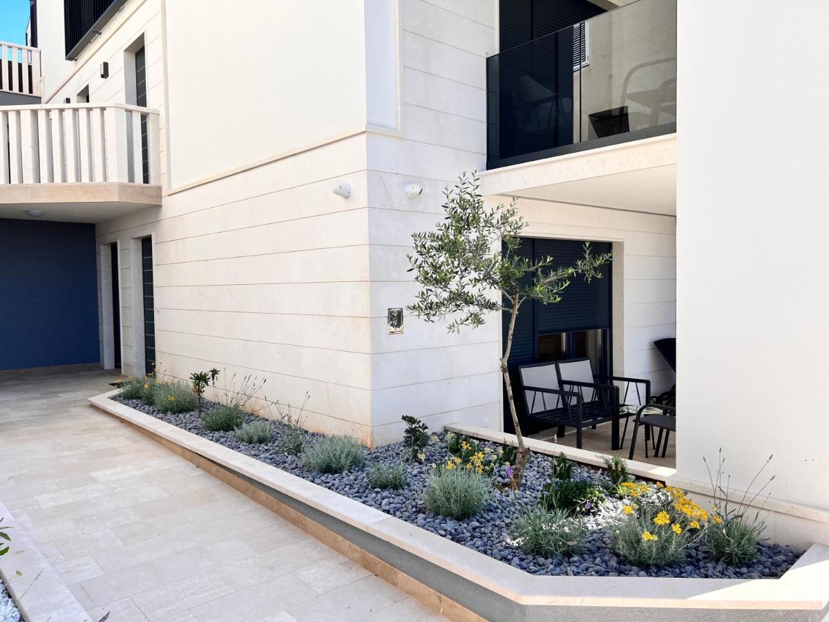 Luxury Beachfront Villa Carlisa Čiovo 외부 사진